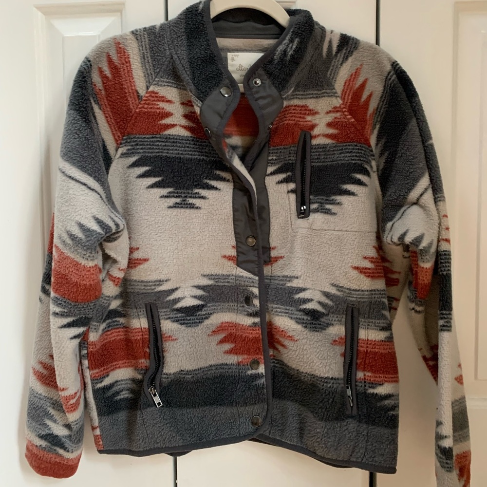 Altered state Aztec button up medium